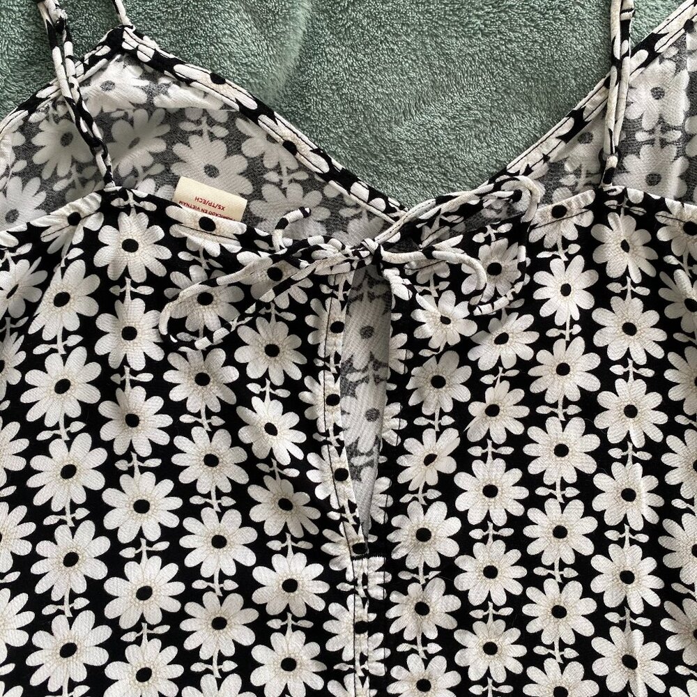 Levi's Women's Top - Picture 6 of 6